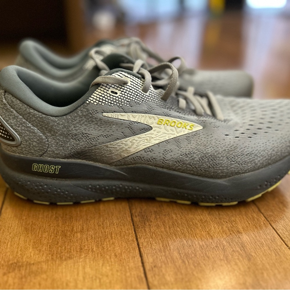 Brooks Men's Ghost 16 Running Shoes